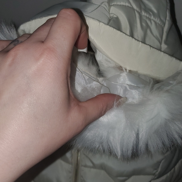 New Cute Winter Jacket - Picture 9 of 16